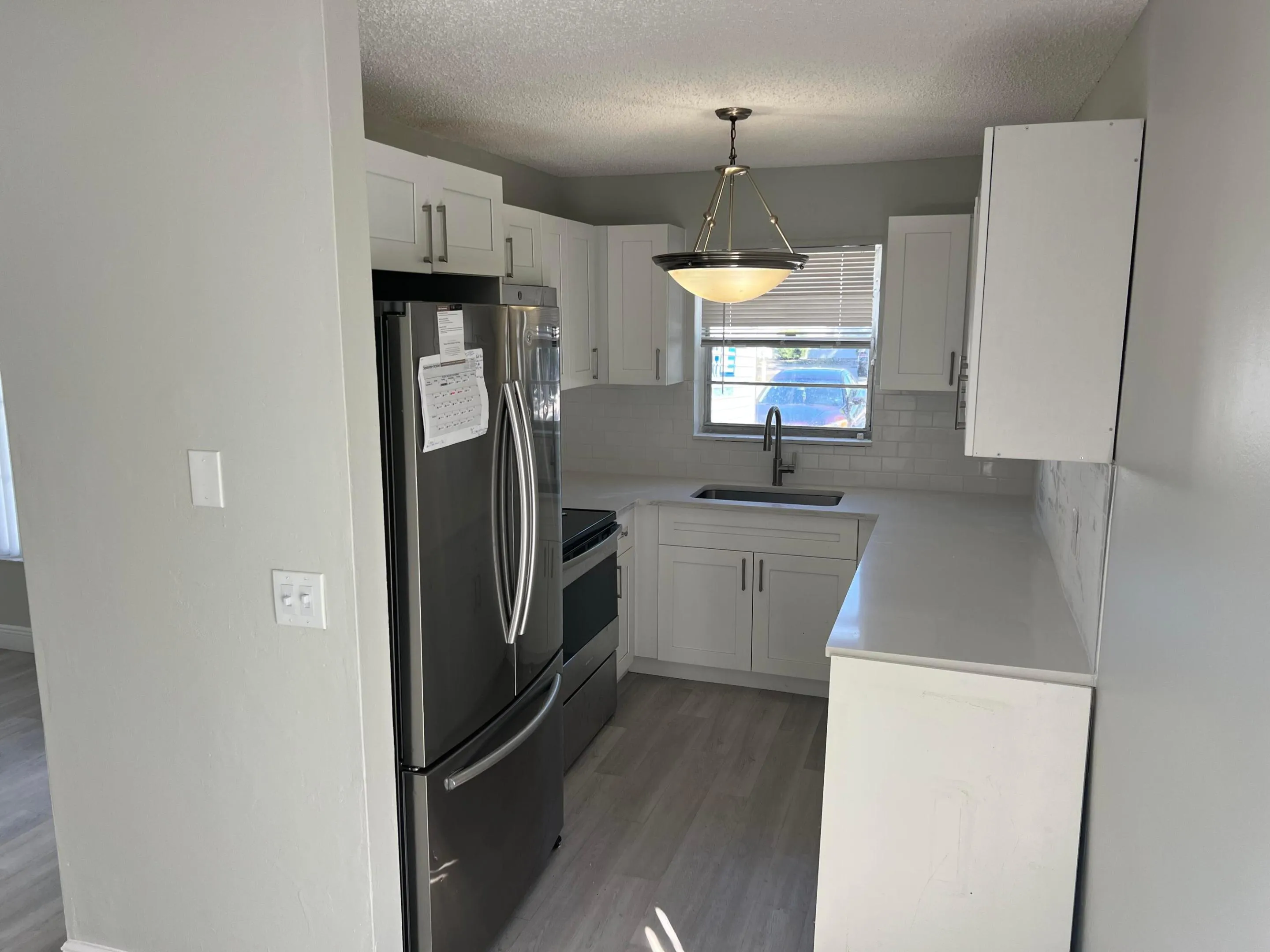 2222 ne 3rd kitchen