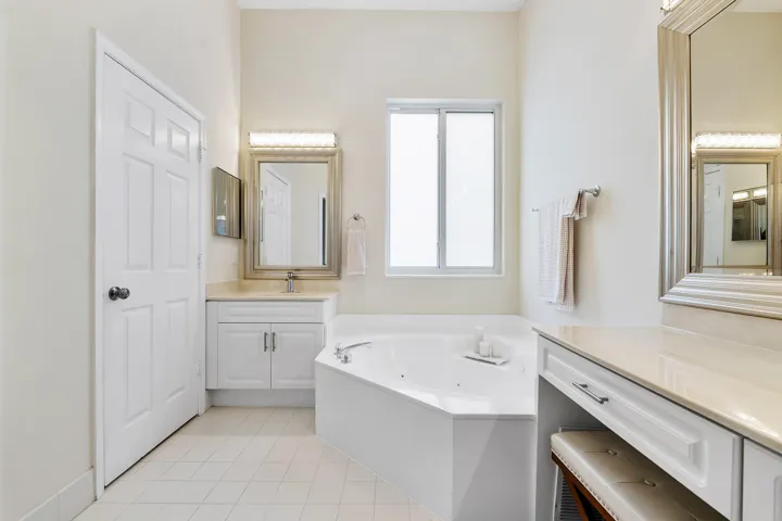 12472 Nw 57th St_045