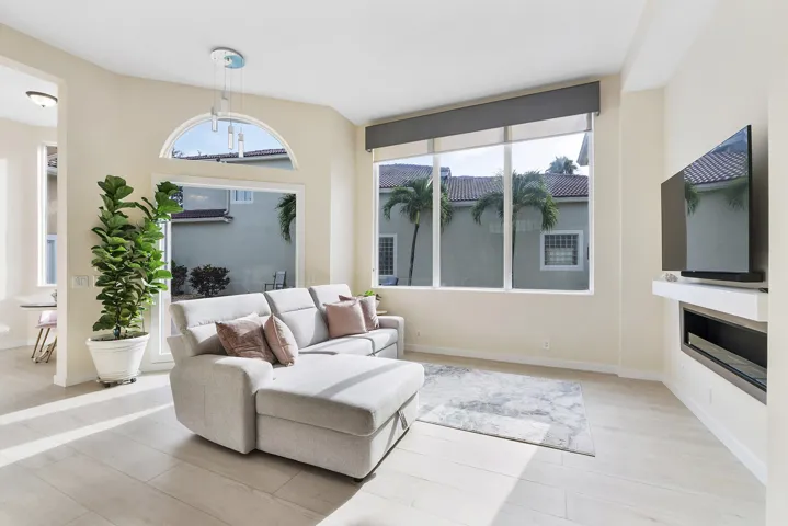 12472 Nw 57th St_030
