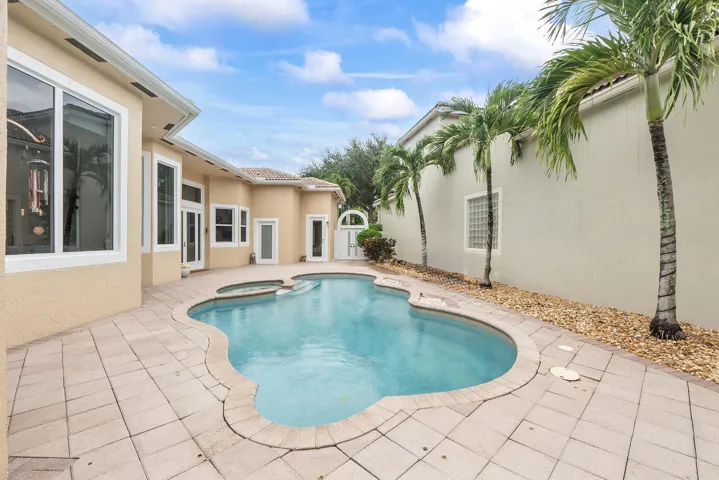12472 Nw 57th St_059