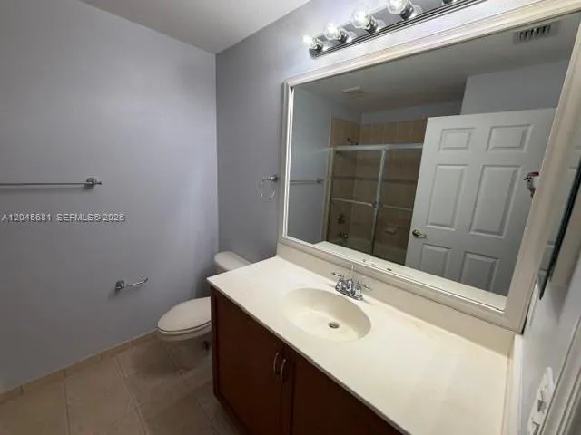 Master Bedroom Bath