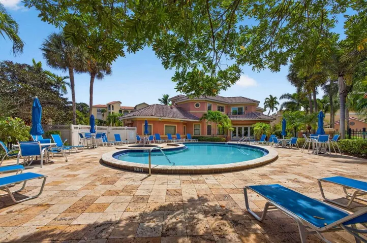 Clubhouse Pool