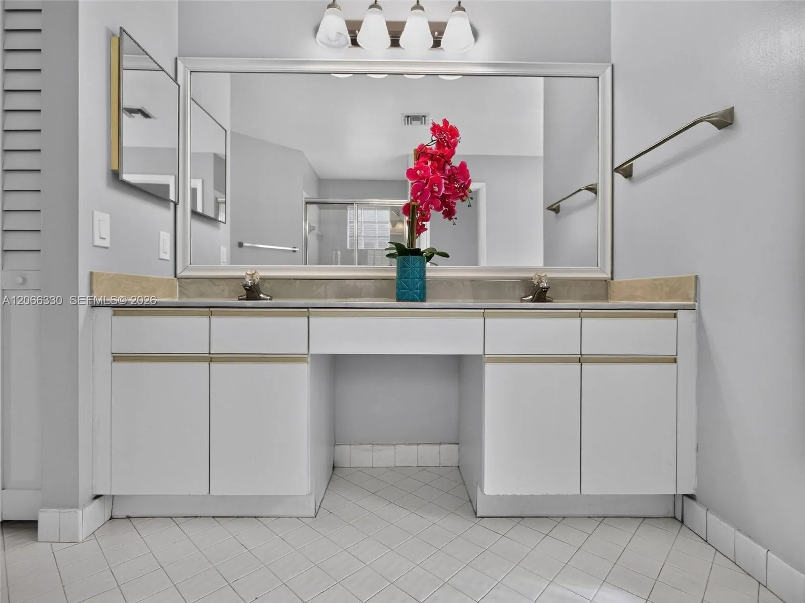Property photo 66