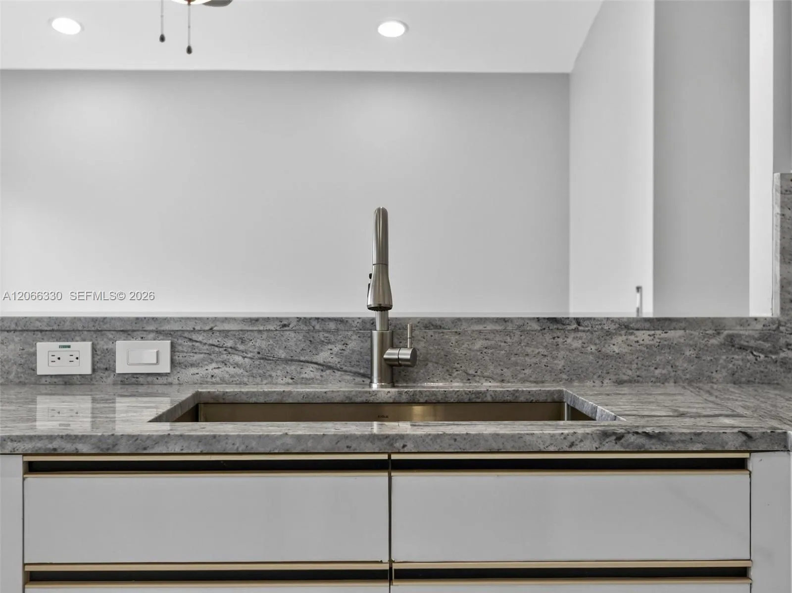 Property photo 95