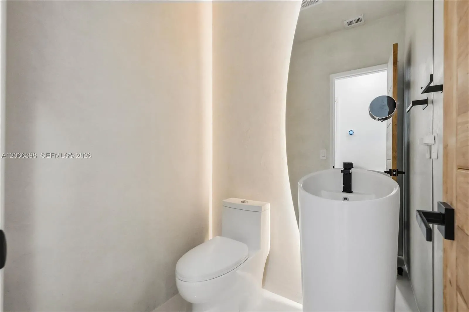 Property photo 28