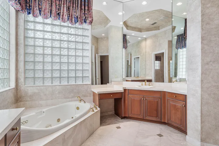 7700 Bella Verde - 2026 (31)