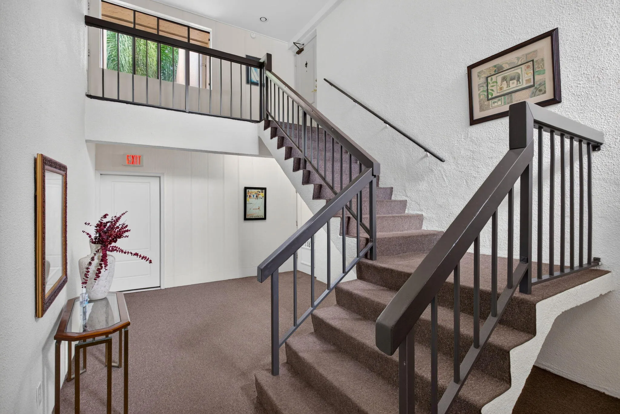 ENTRY LOBBY TO BUILDING