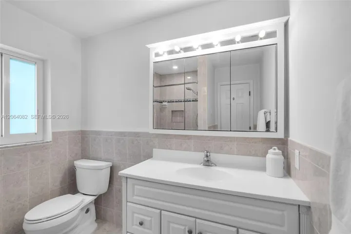 Bathroom #2