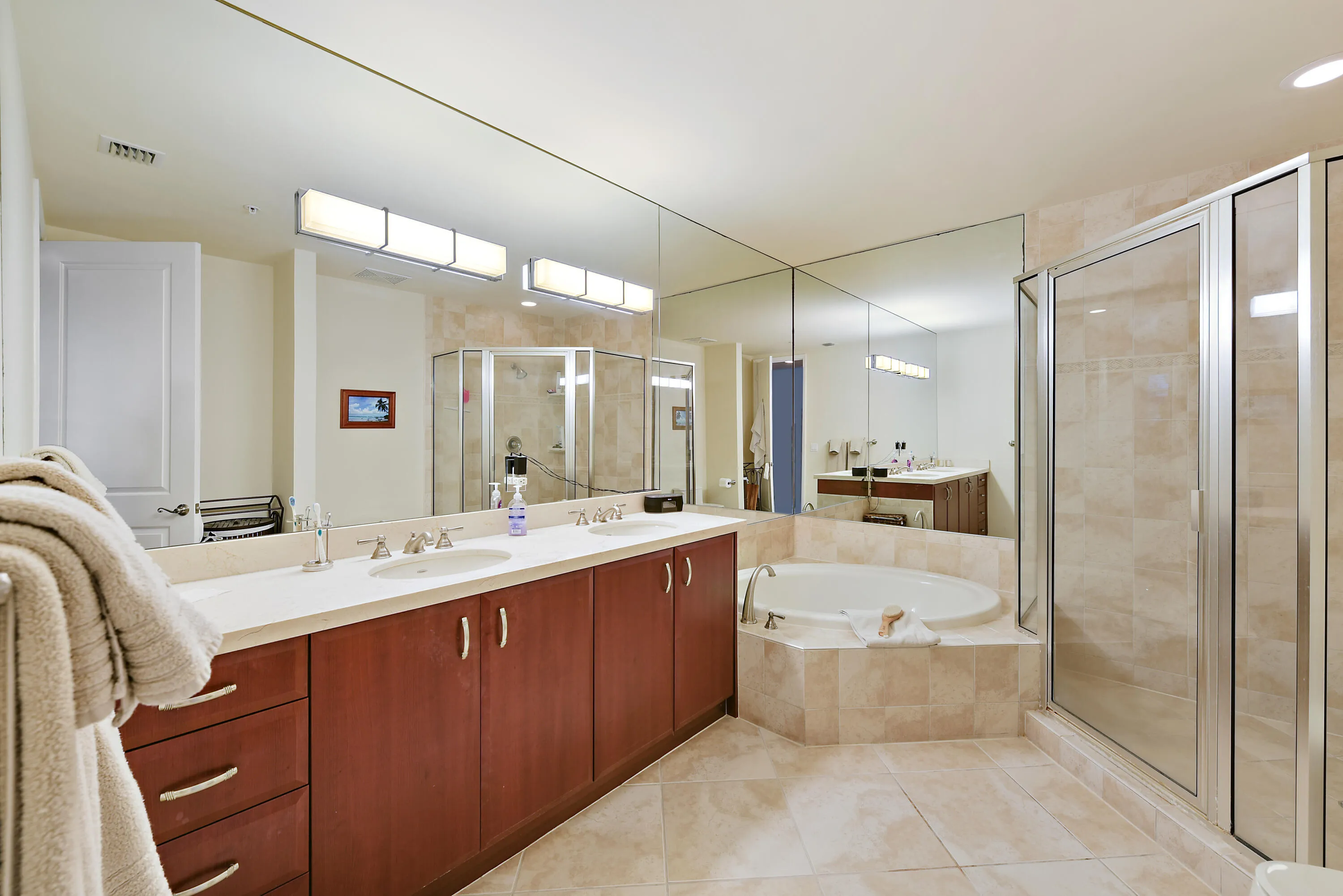 403 S Sapodilla Ave_#817_Nancy Stamataki