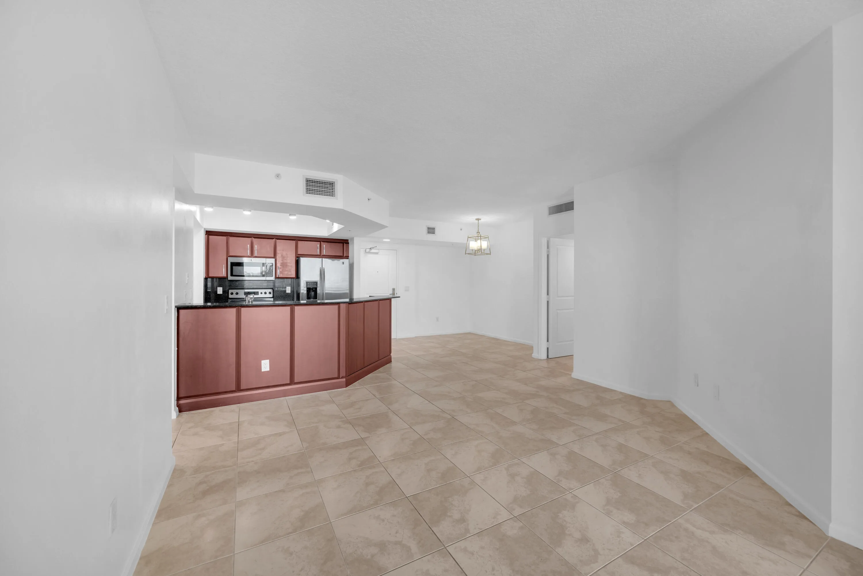 24 - 403 S Sapodilla 612
