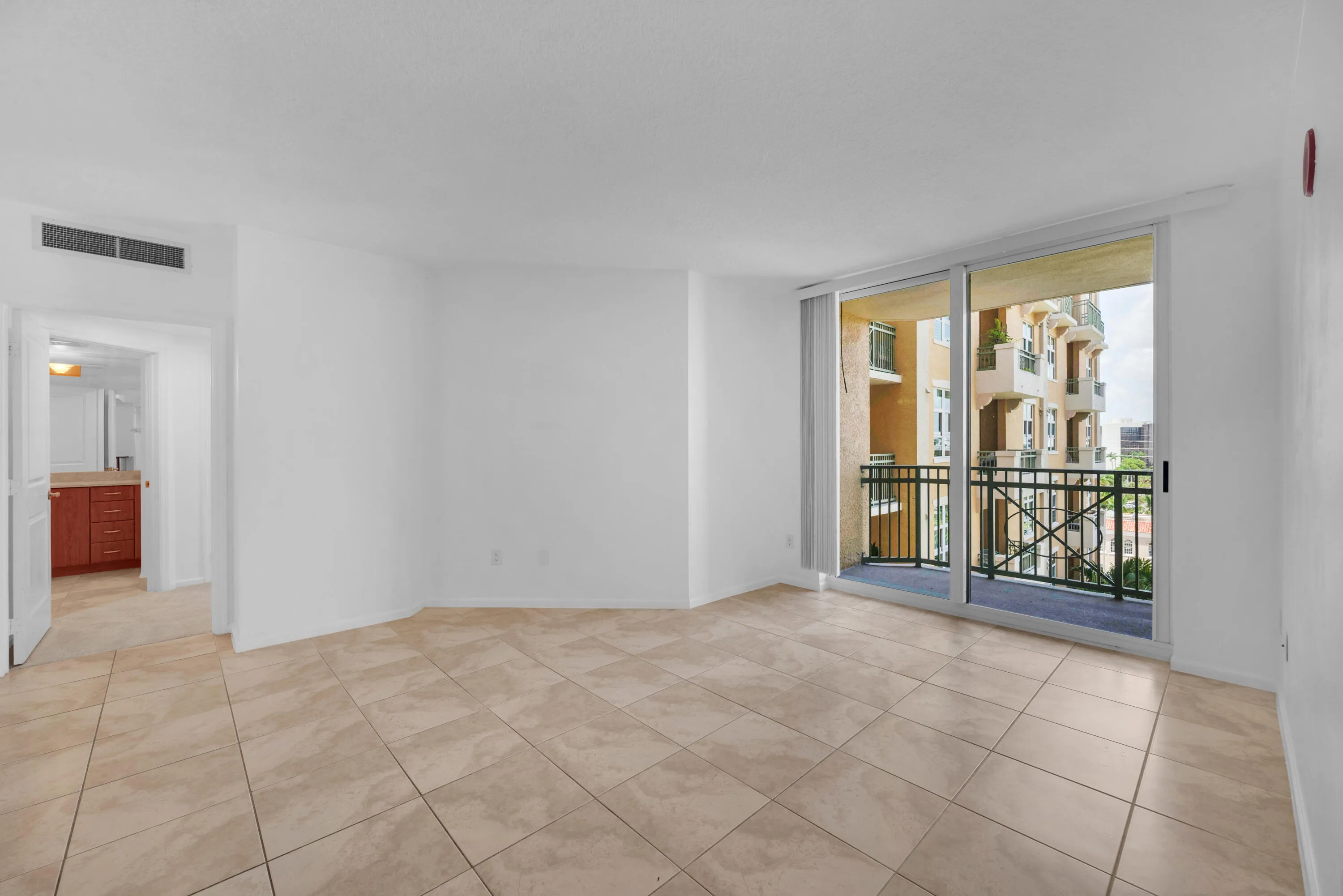 22 - 403 S Sapodilla 612