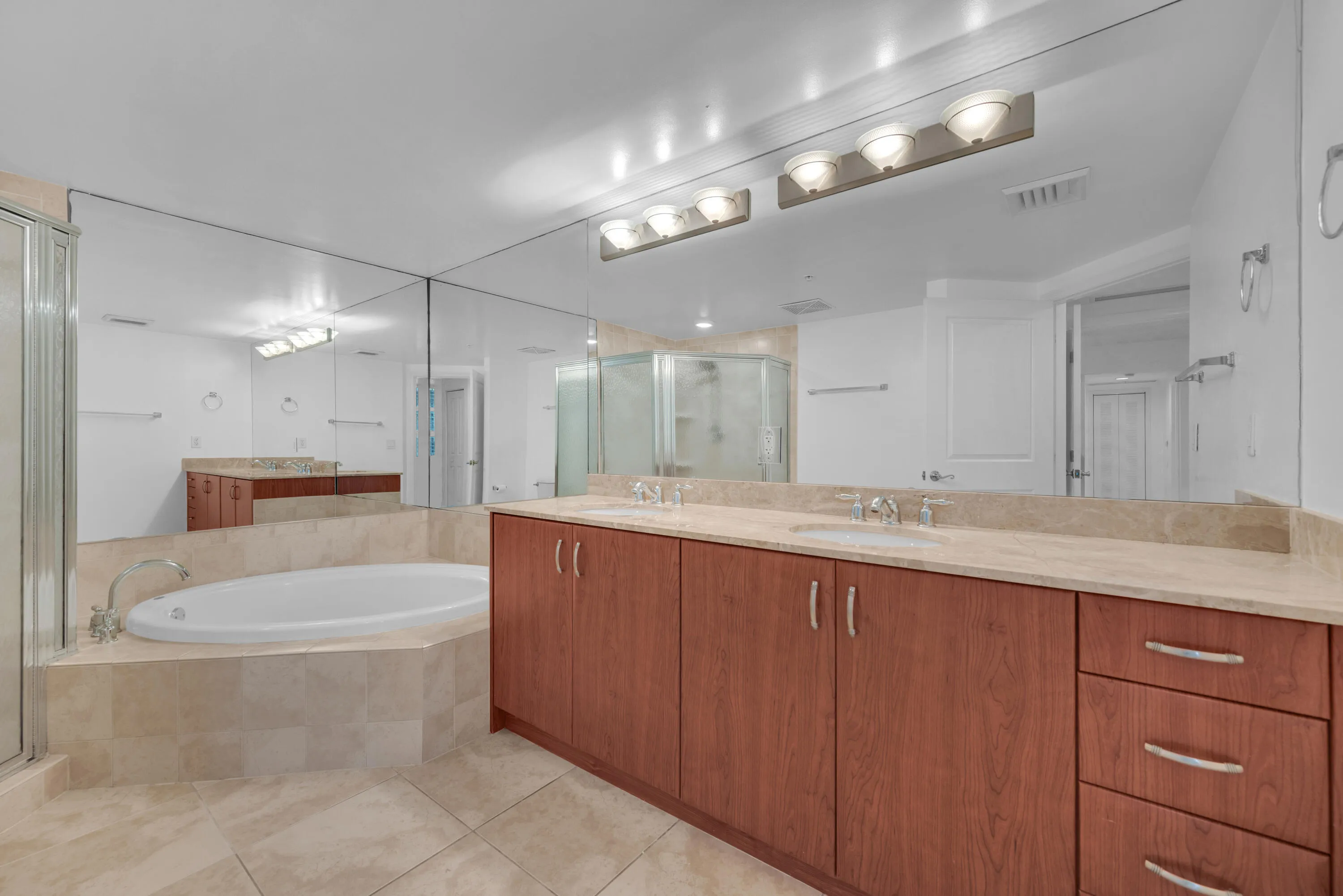 34 - 403 S Sapodilla 612