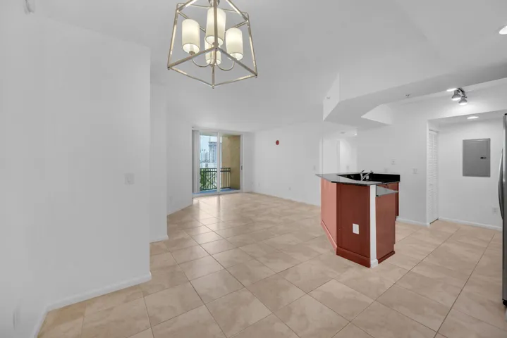 06 - 403 S Sapodilla 612