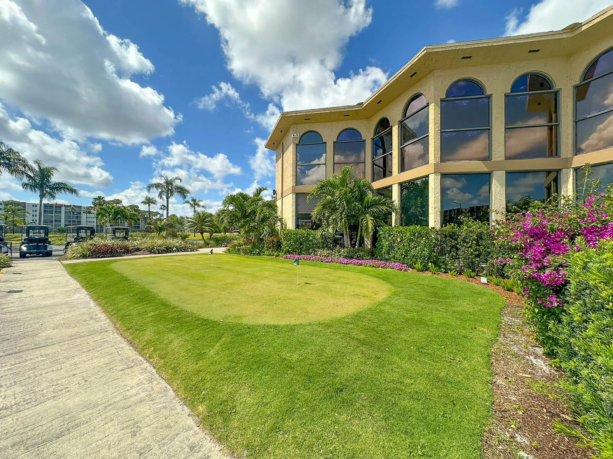 CLUBHOUSE