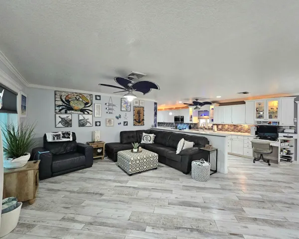 Living Room 807