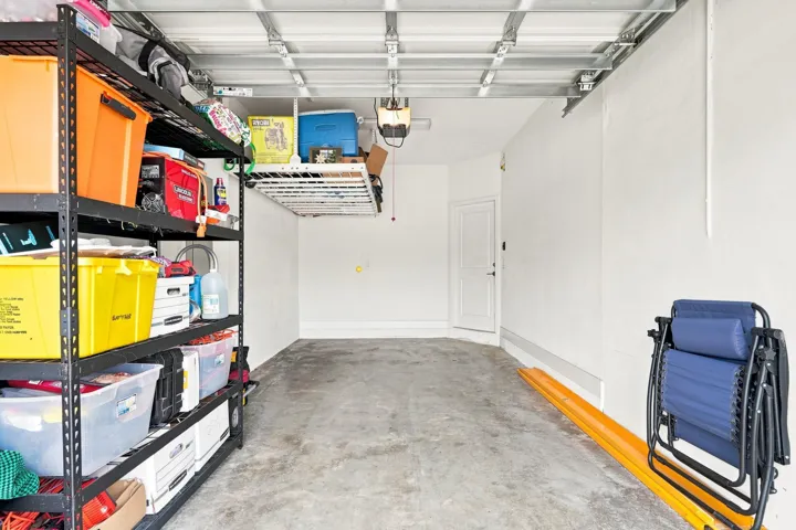 One card garage