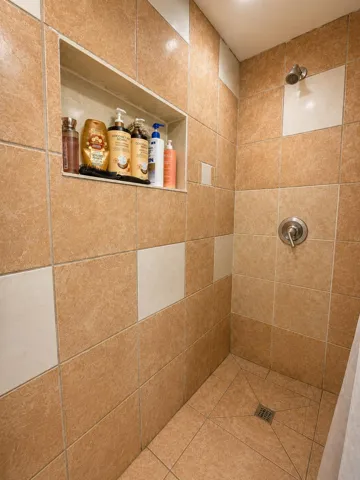 Bathroom - 1410