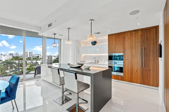 KITCHEN_ANGLE_LEFT