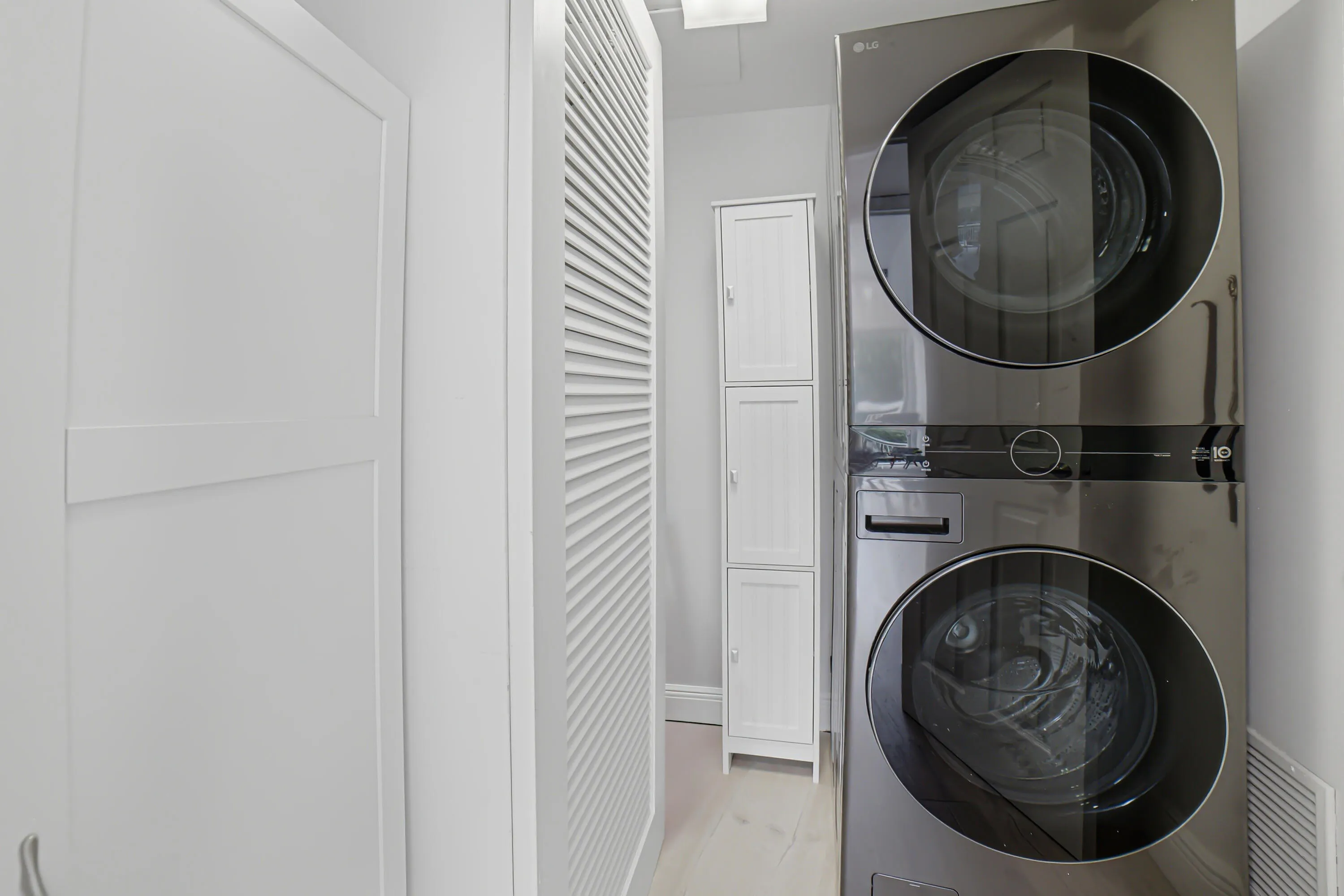 Laundry in Unit
