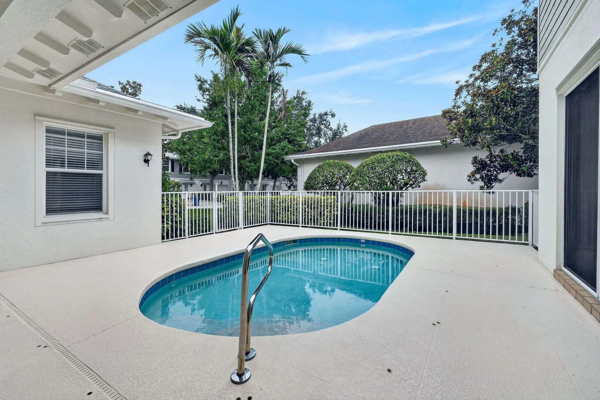303CaravelleDr(65)