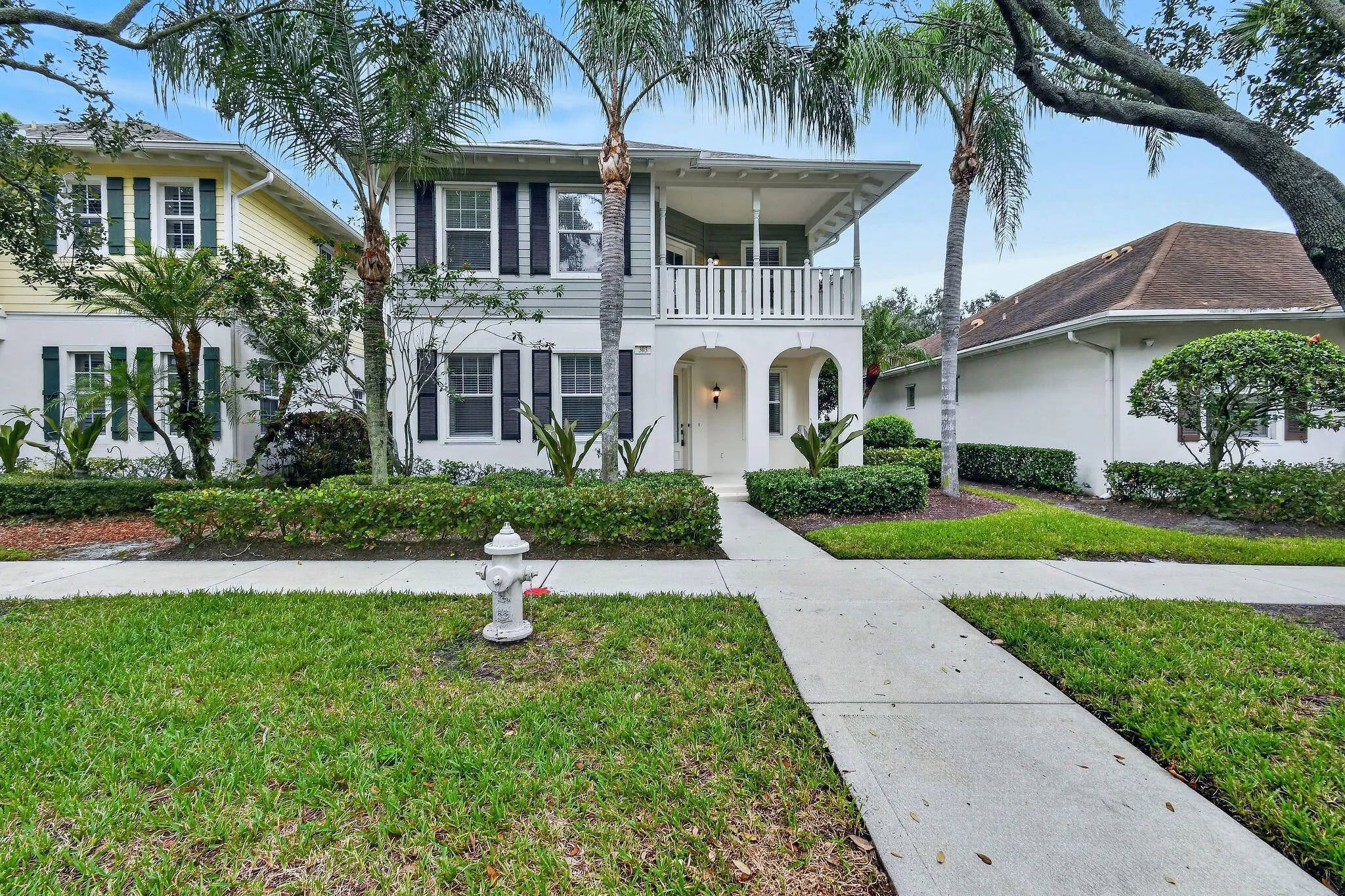 303CaravelleDr(1)