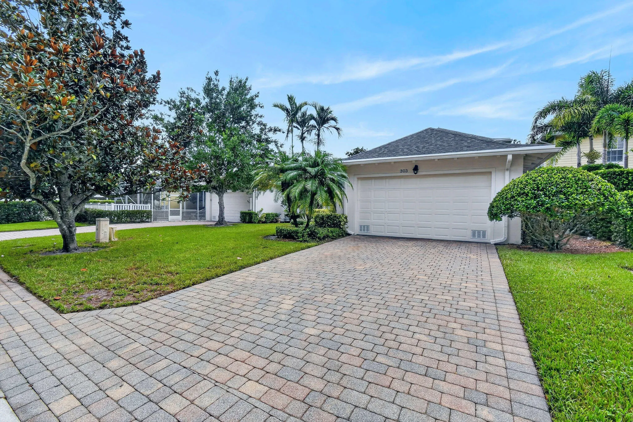 303CaravelleDr(73)