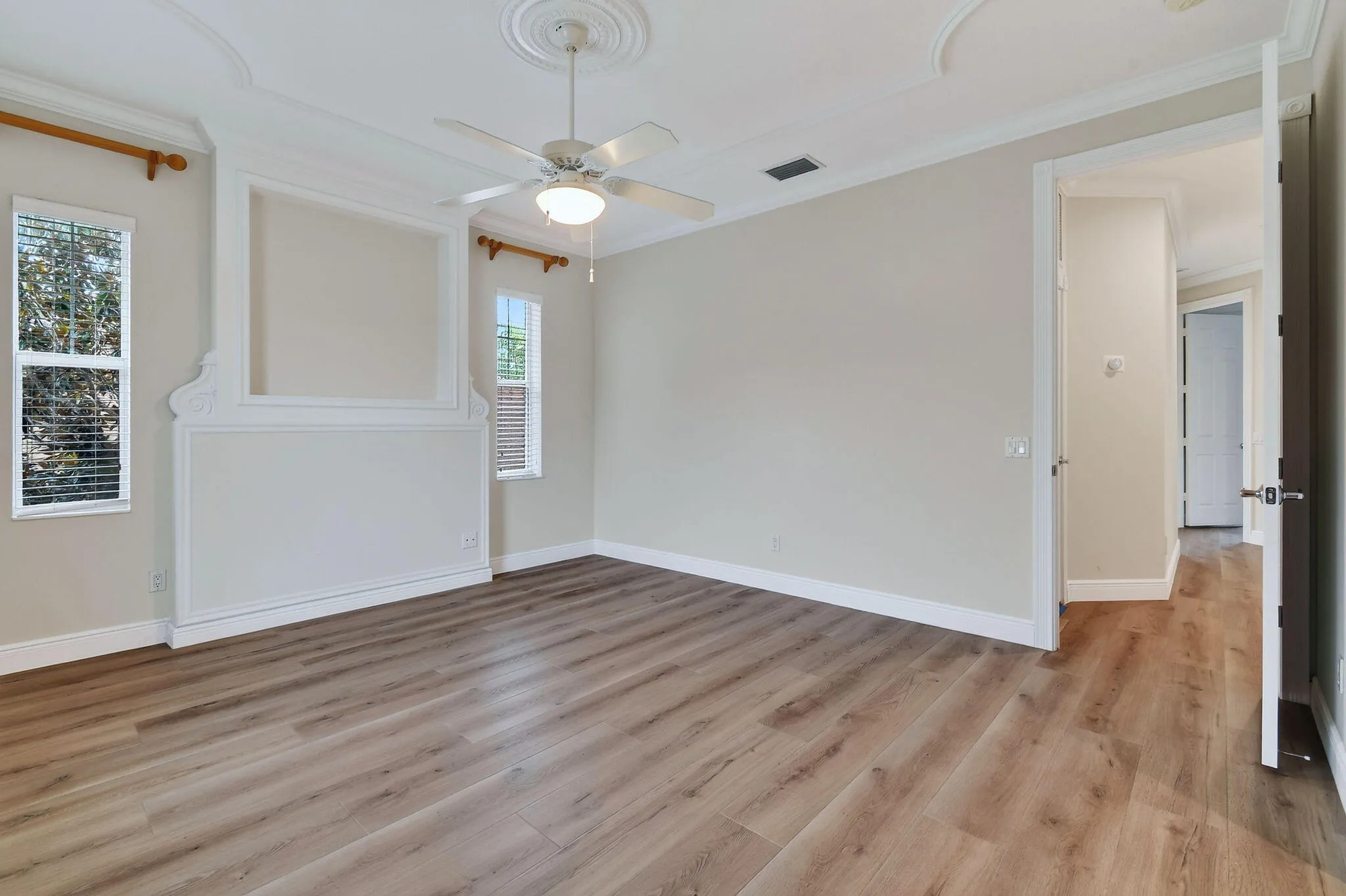 303CaravelleDr(38)