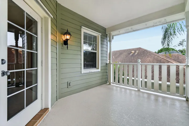 303CaravelleDr(58)