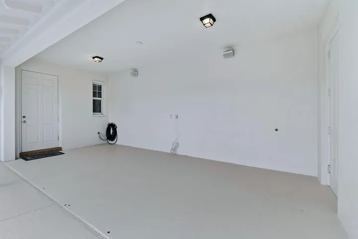303CaravelleDr(62)