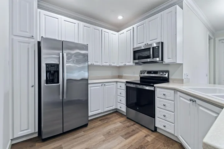 303CaravelleDr(21)