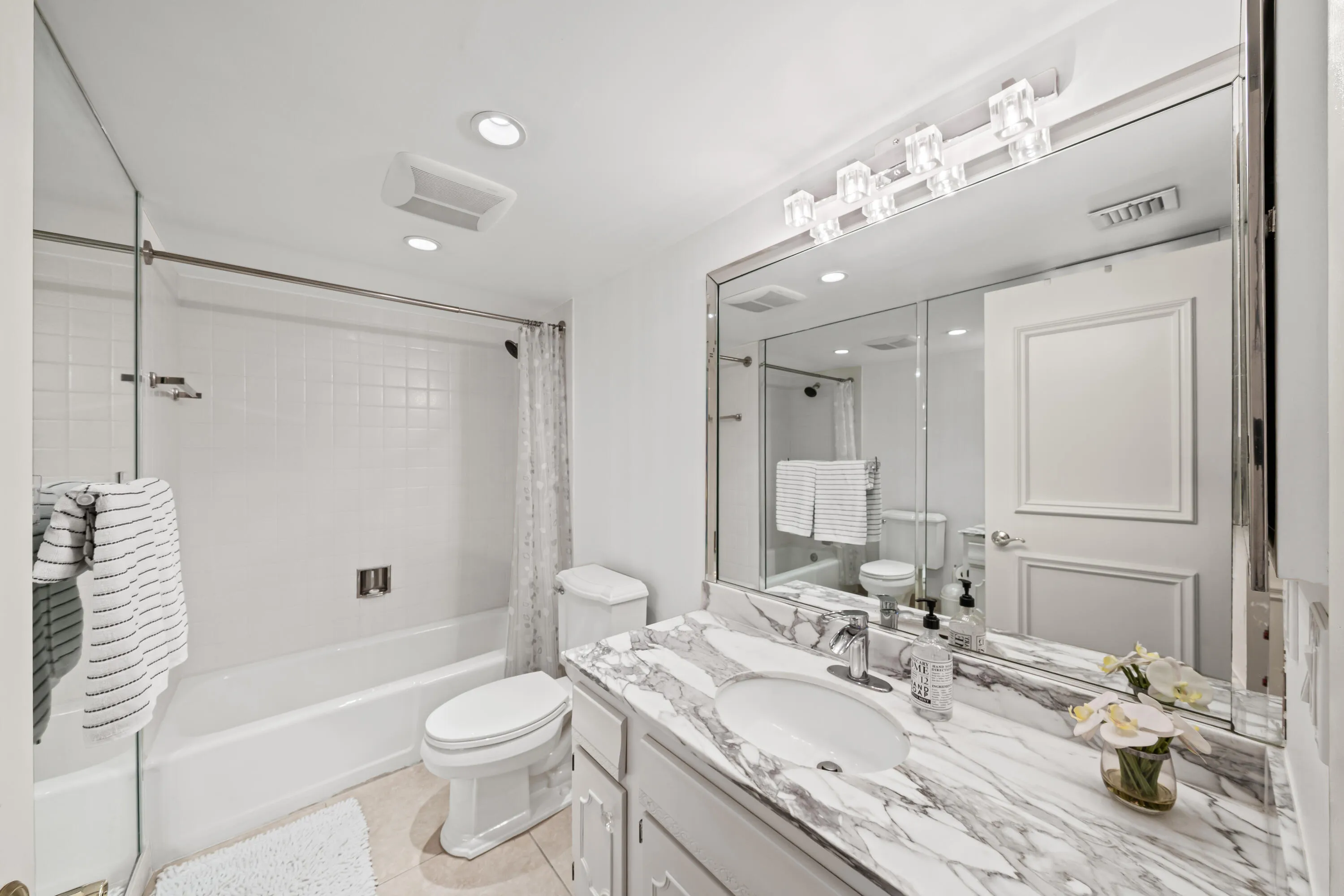 8 Guest Bathroom