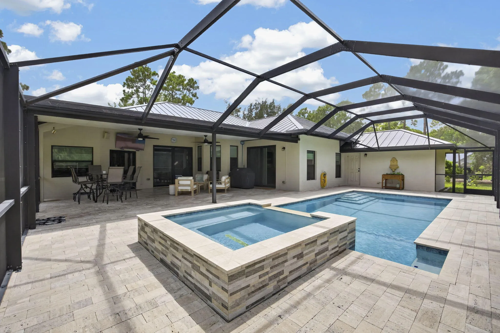 Property photo 44