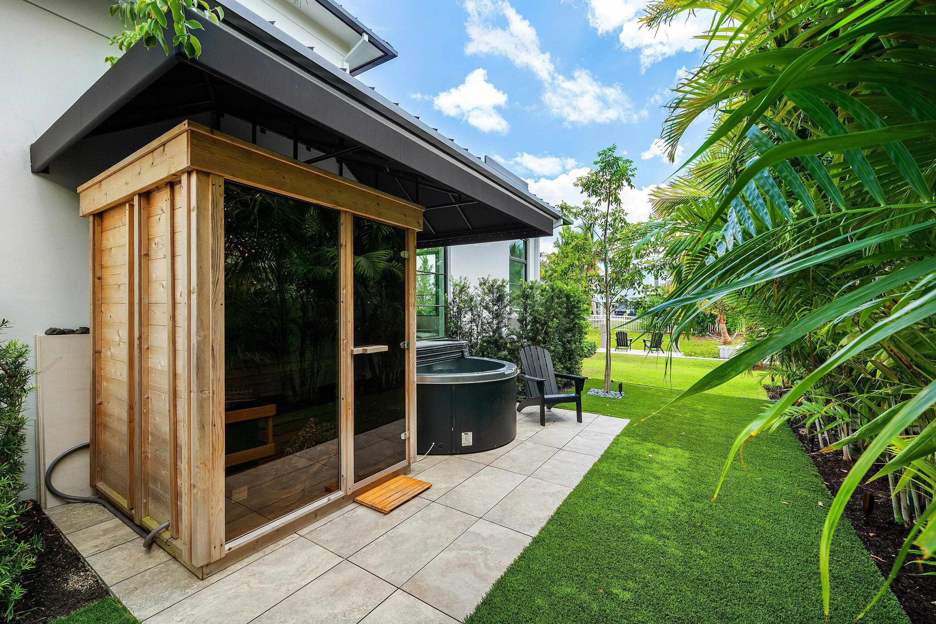 Sauna/Cold Plunge