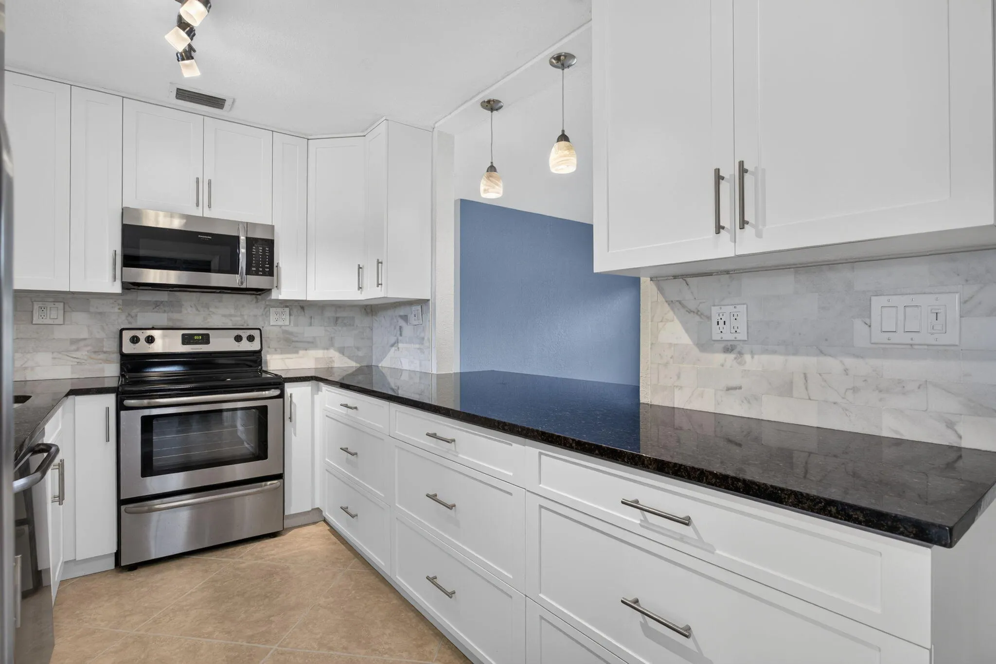 27-web-or-mls-1240-2543