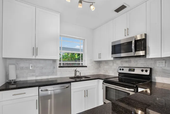 26-web-or-mls-1240-2540