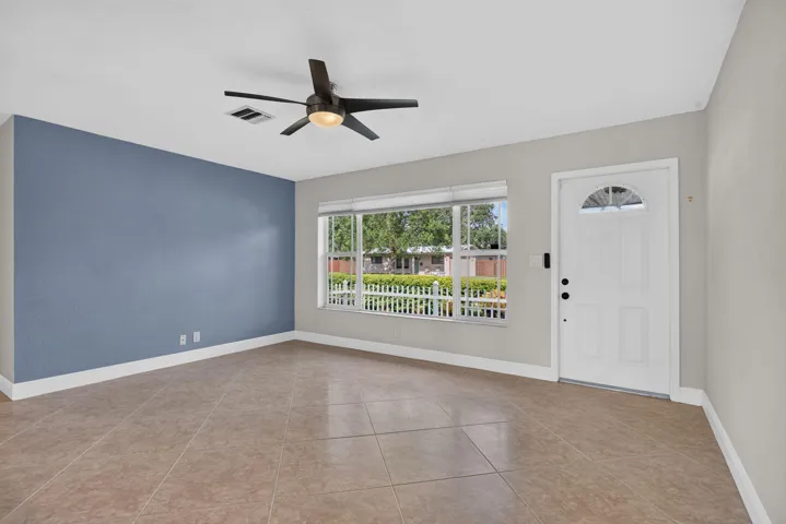 13-web-or-mls-1240-2472