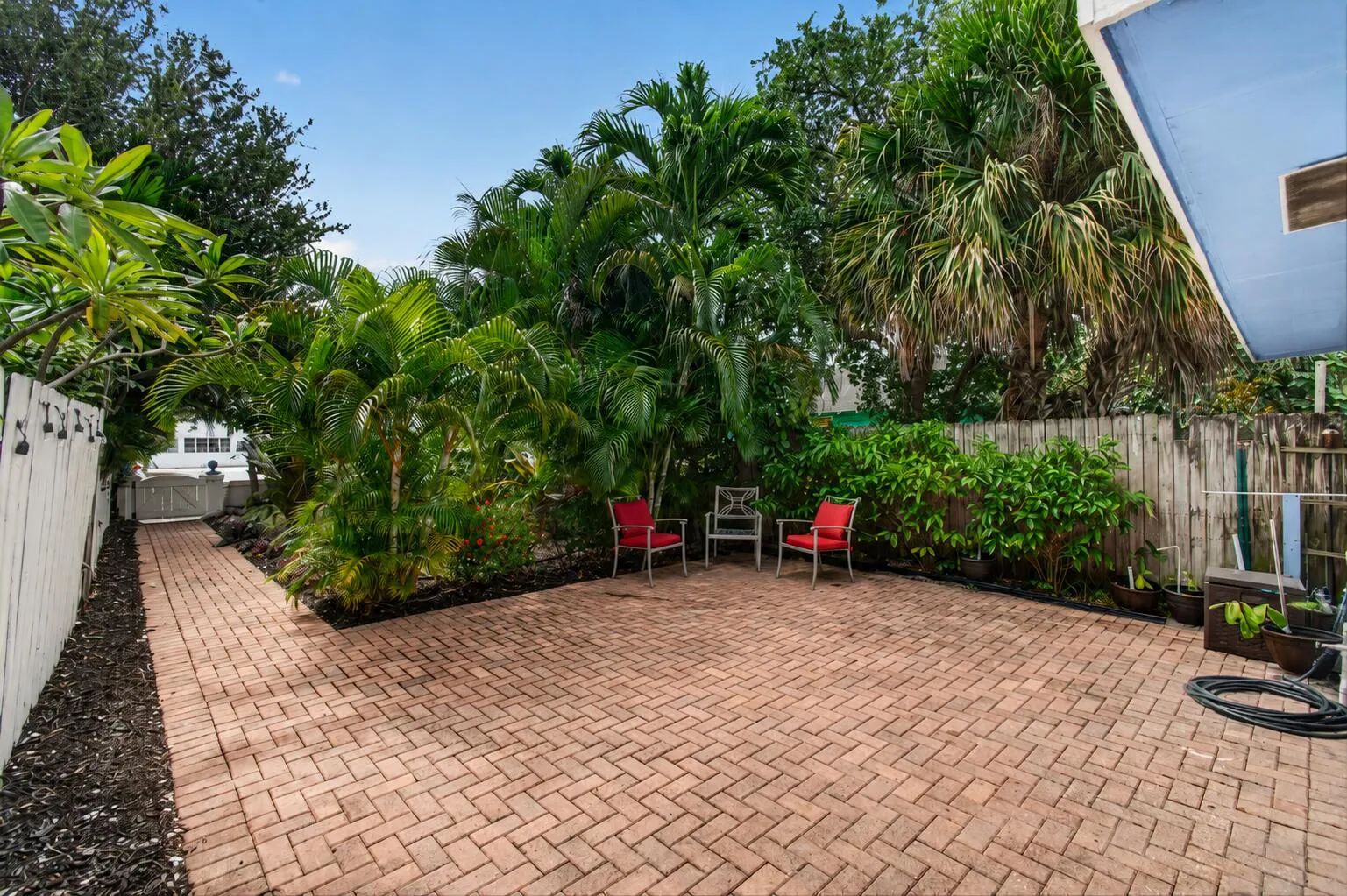 Patio2