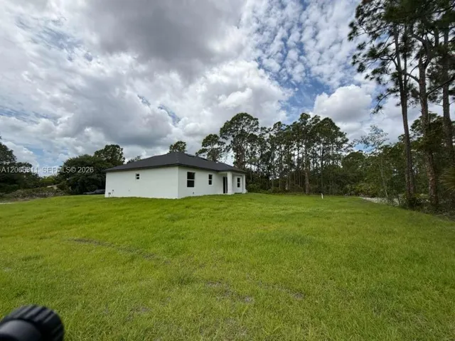 Photo 37