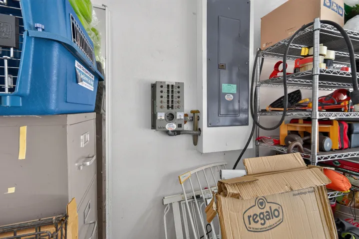 Just plug your generator right in and you're good to go
