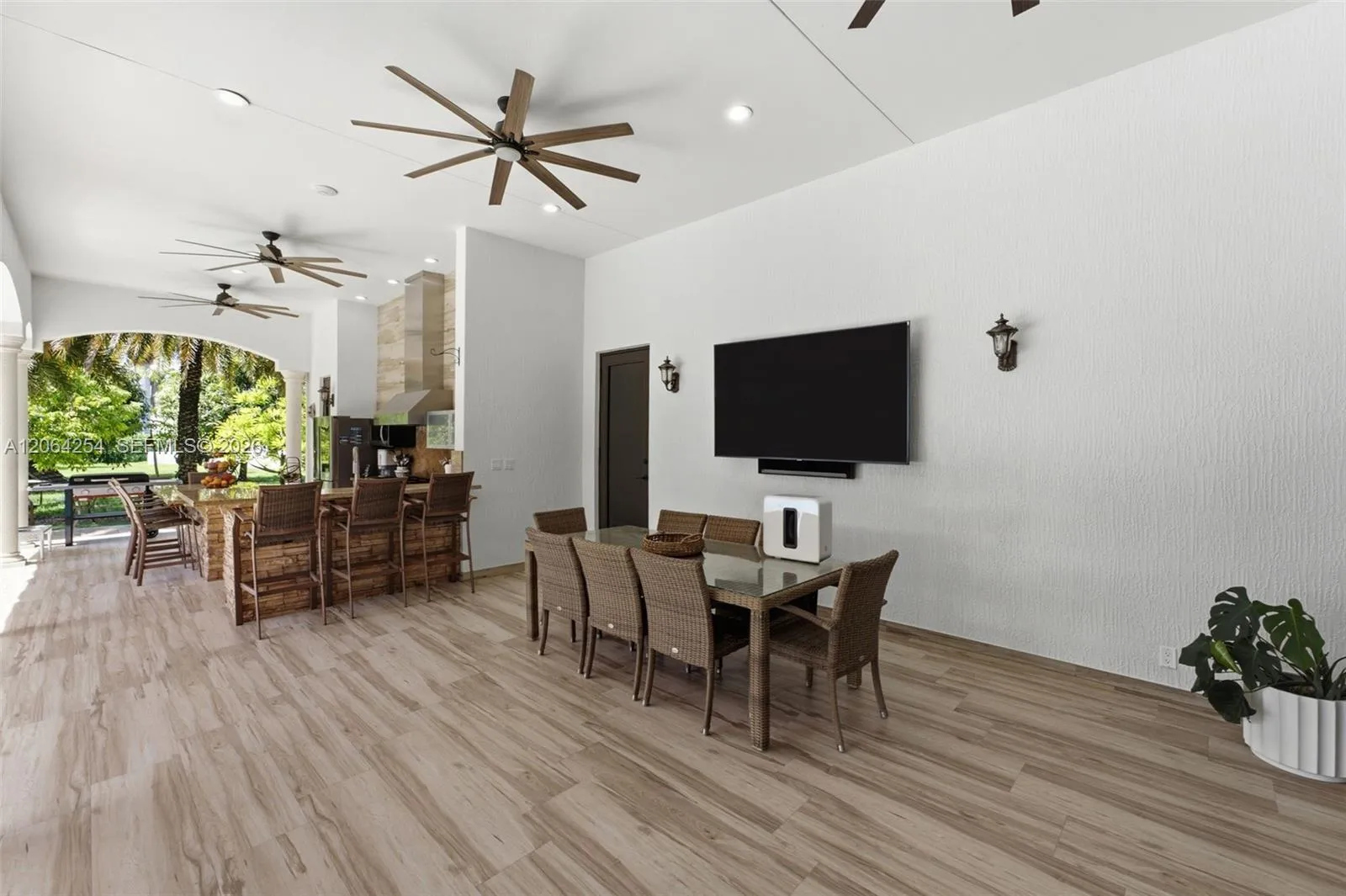 Property photo 35