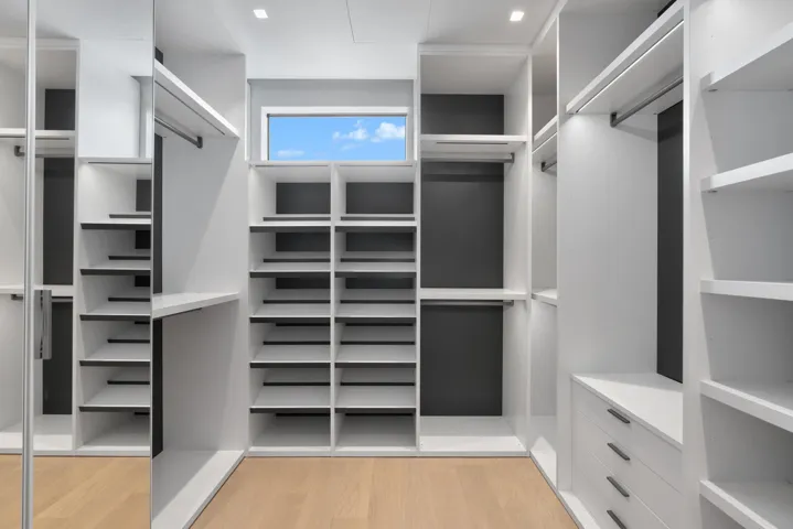 Owner Closet 1