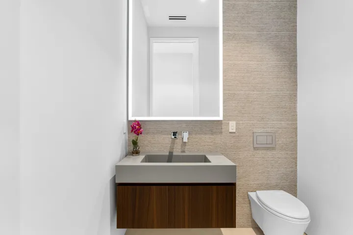 Powder ROom