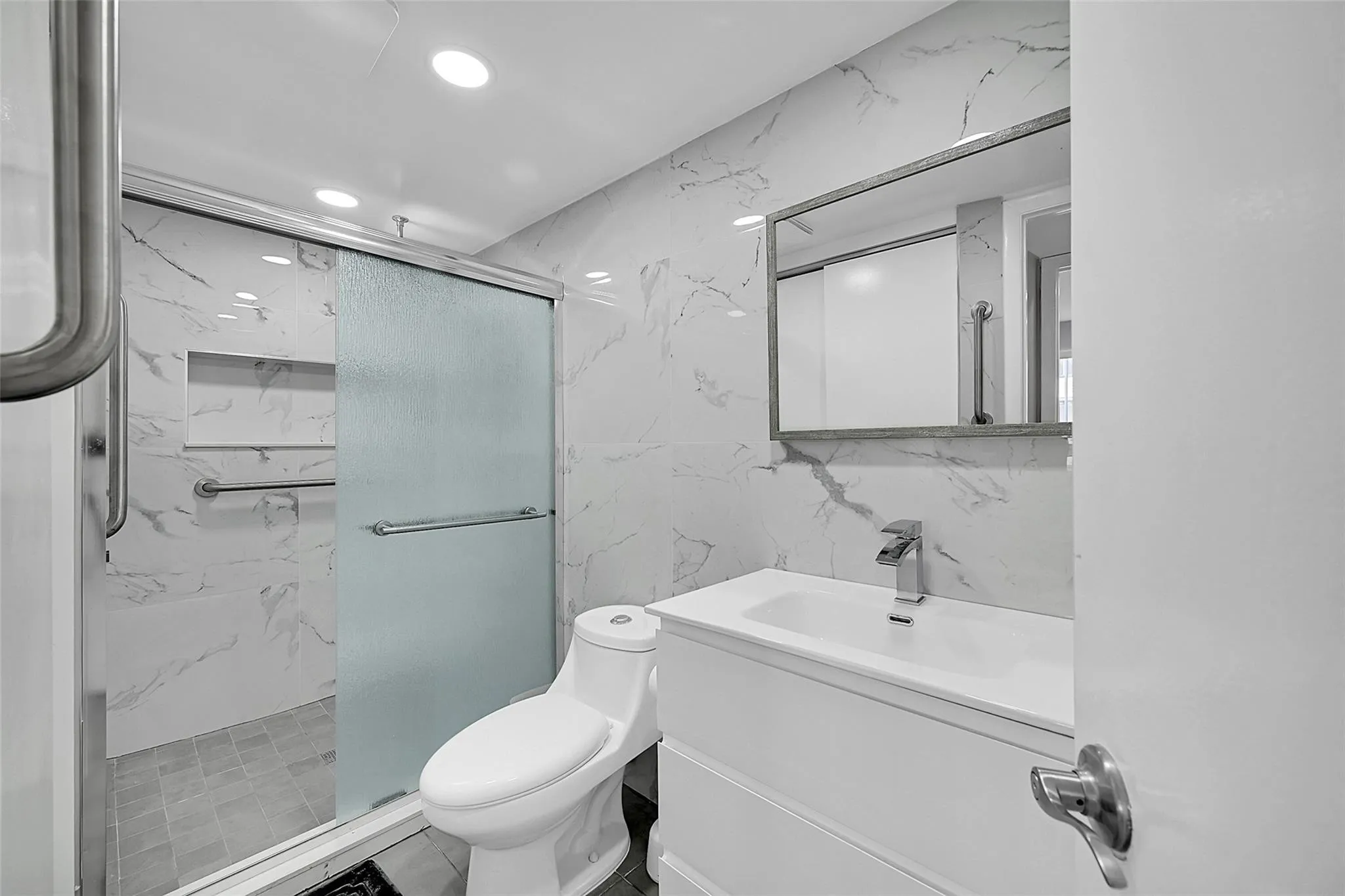 Bathroom #2