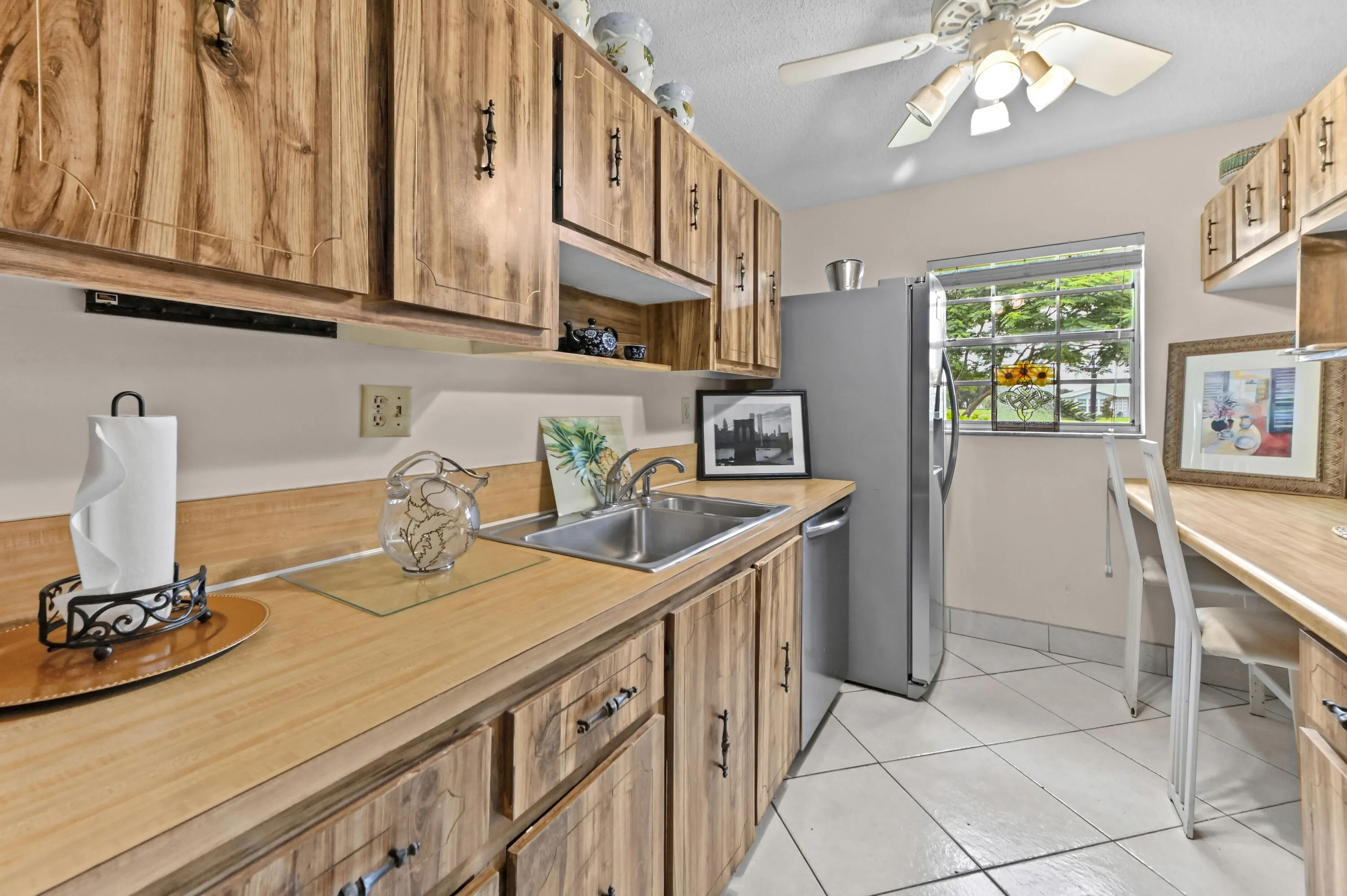 18 Kitchen 02