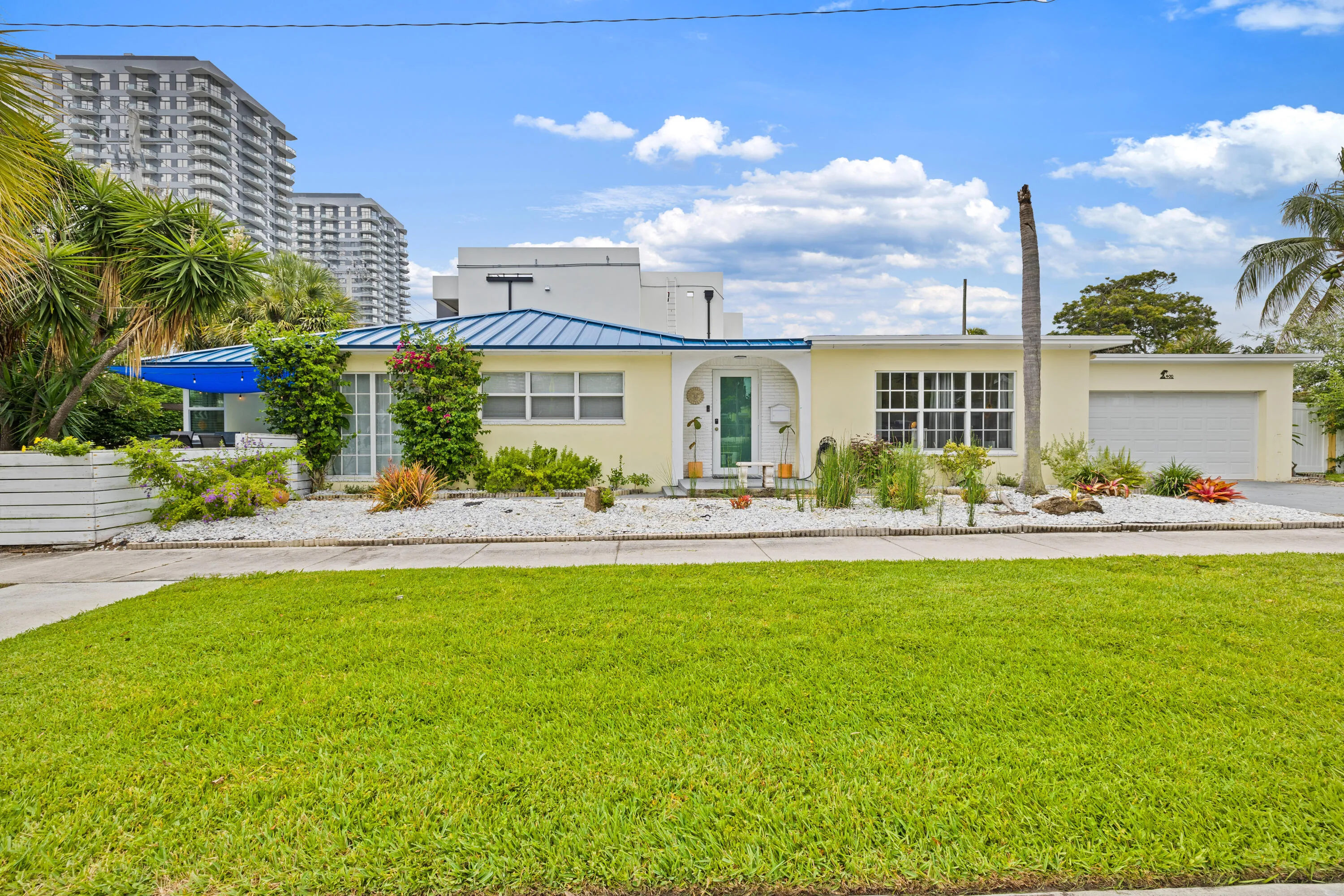 400 45th St. -2