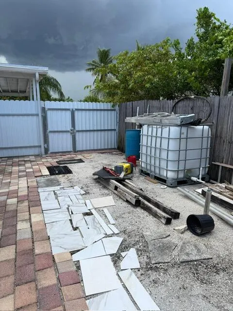 side yard