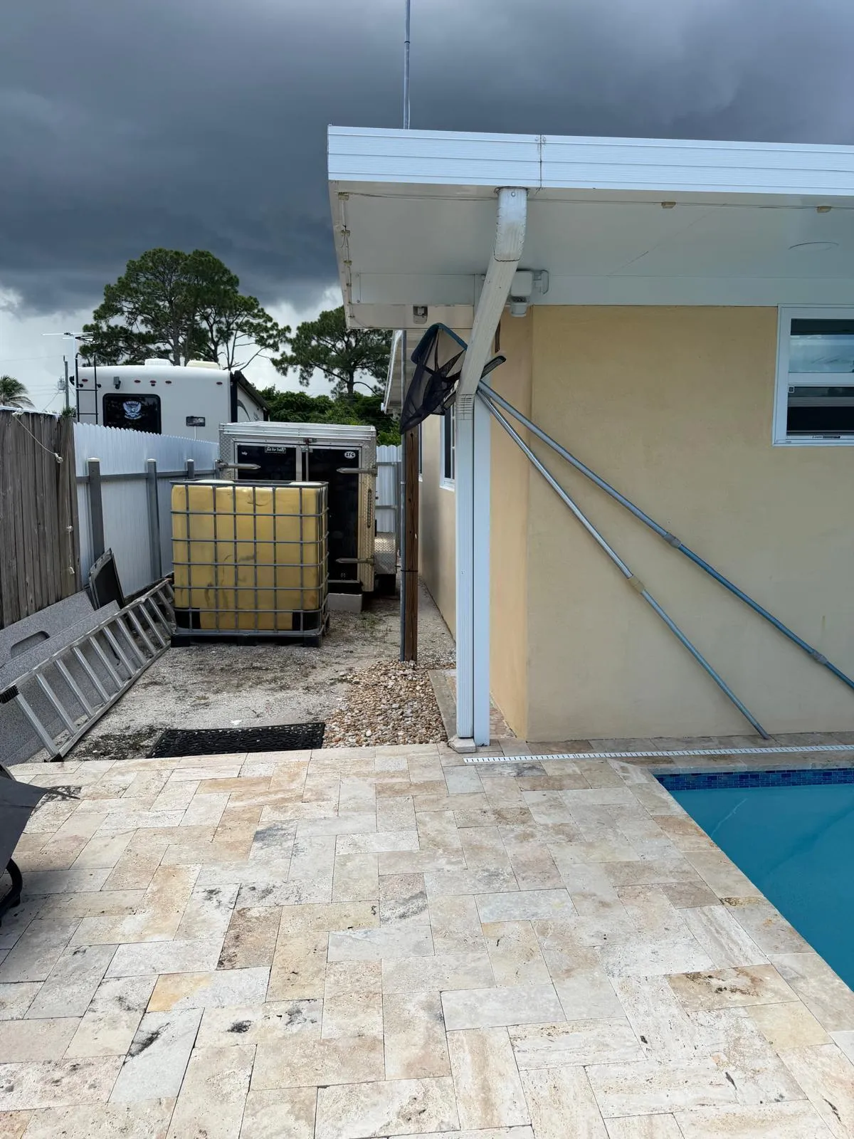 side yard