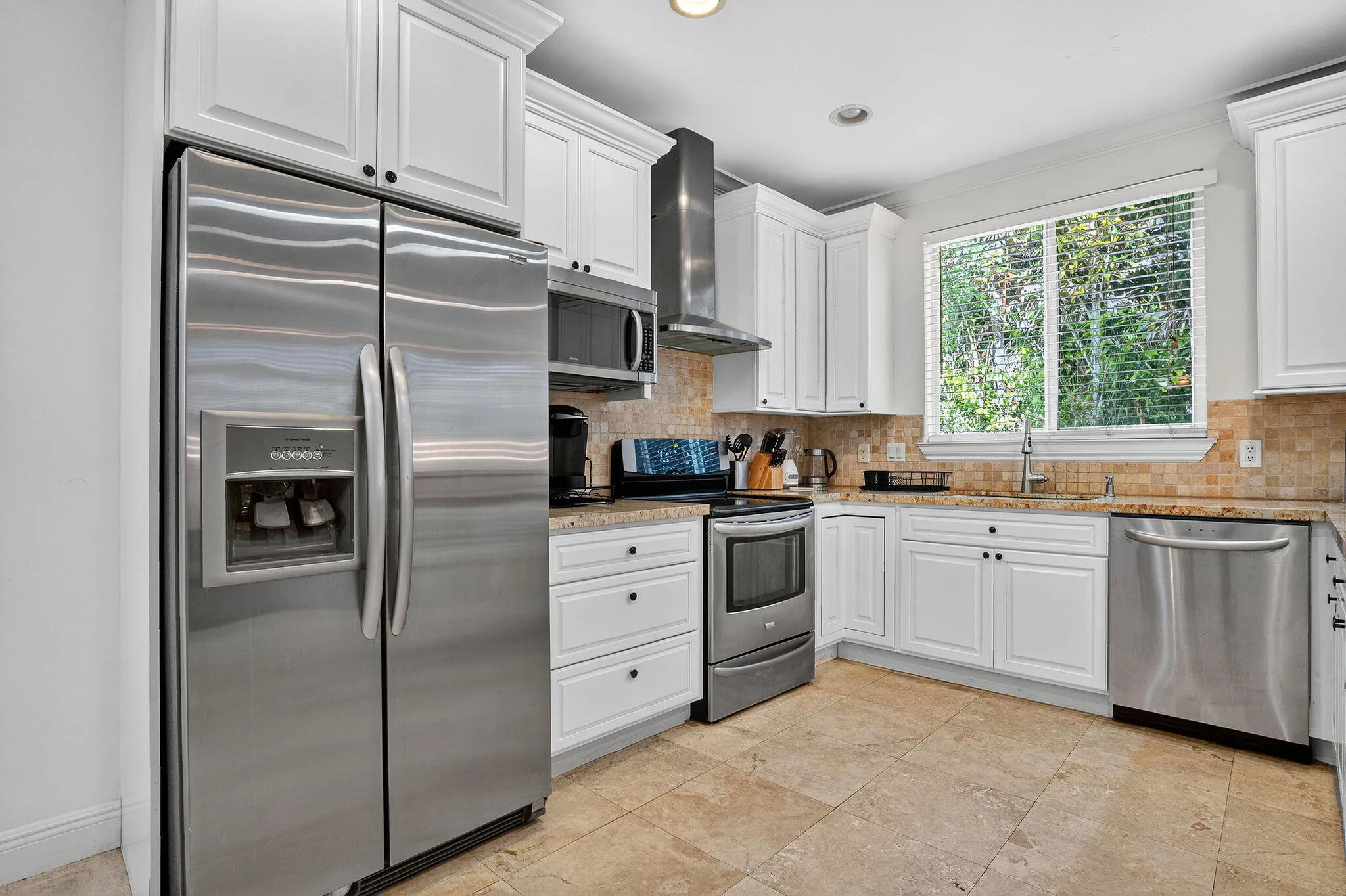 1705_property-4