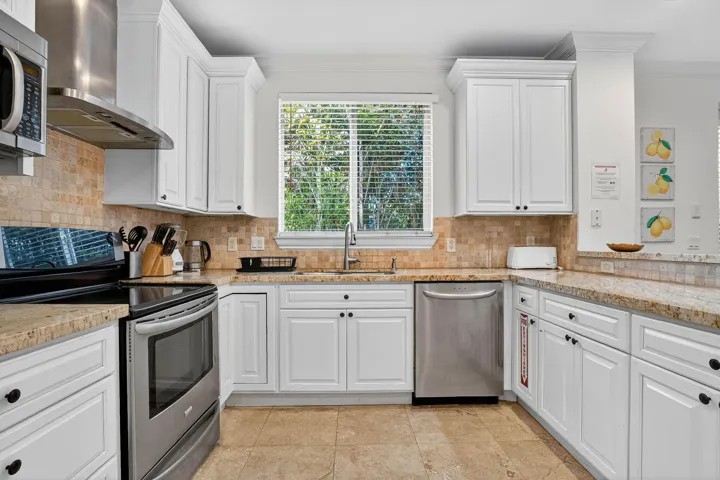 1705_property-6