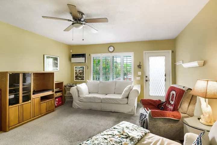 4-web-or-mls-3212 SE 8th St - Print Qual